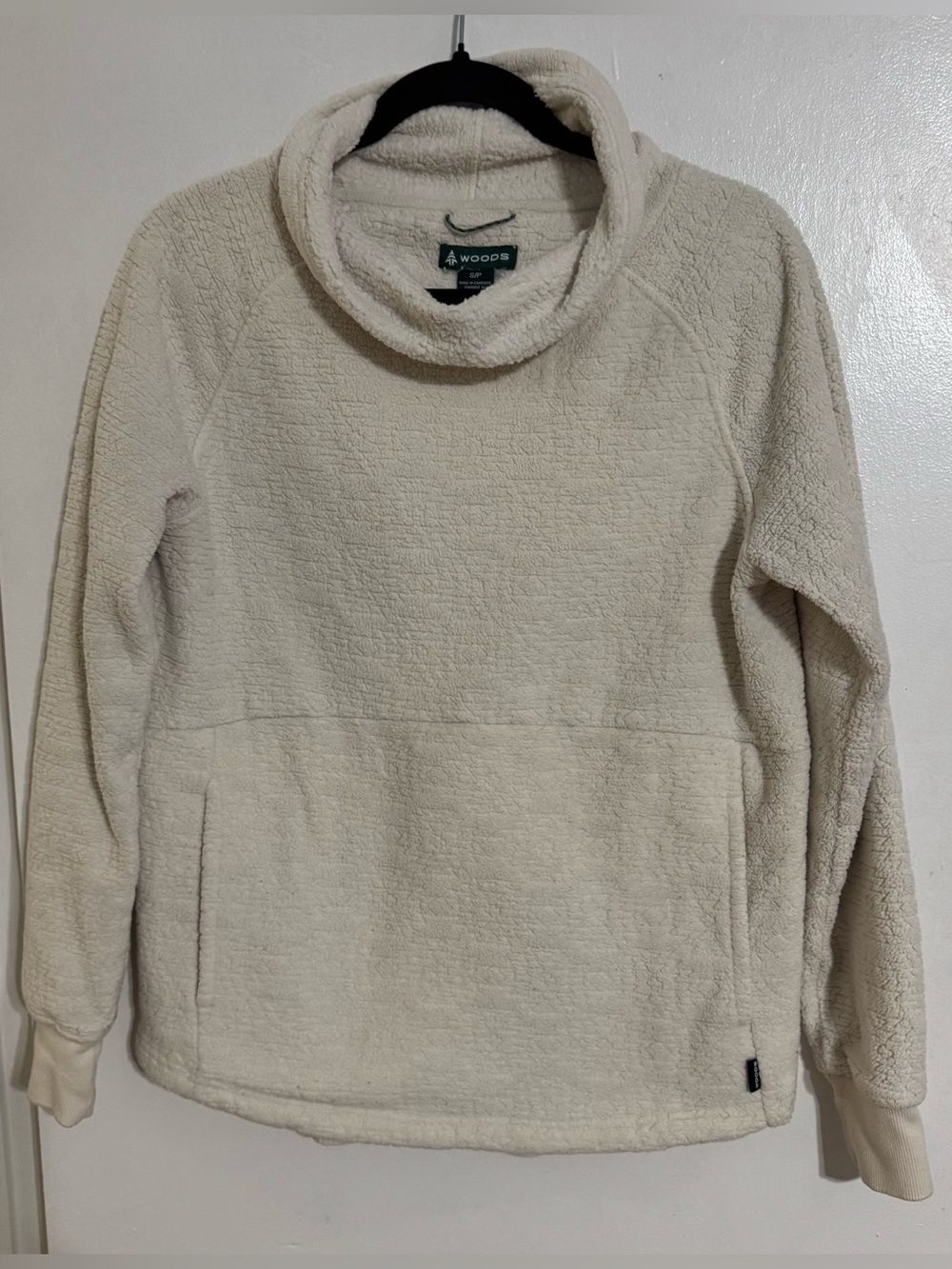 Woods Cream Sherpa Pullover Sweater Size Small